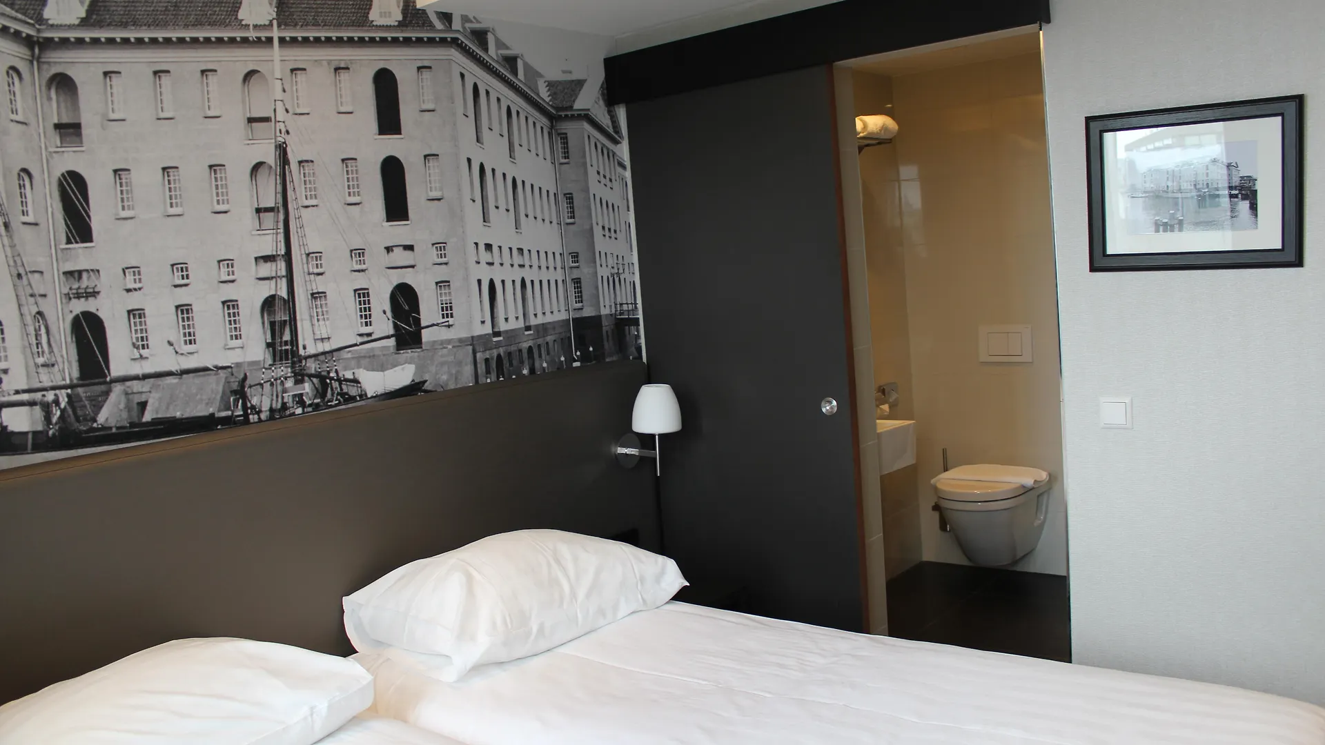 Royal Amsterdam Hotel 4*,